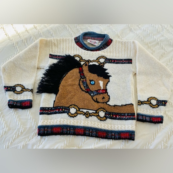Vintage 80’s White Heartworks Horse Sweater, Girls Size 5-6 - Picture 4 of 5